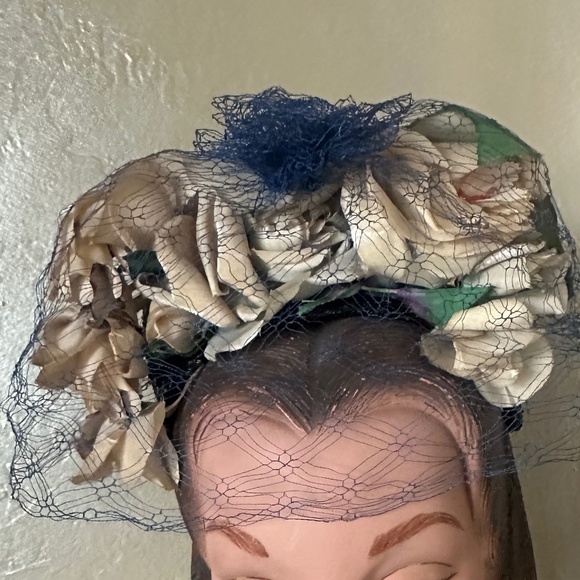 SWEET 1960\'s NAVY STRAW  HAT + FABRIC \